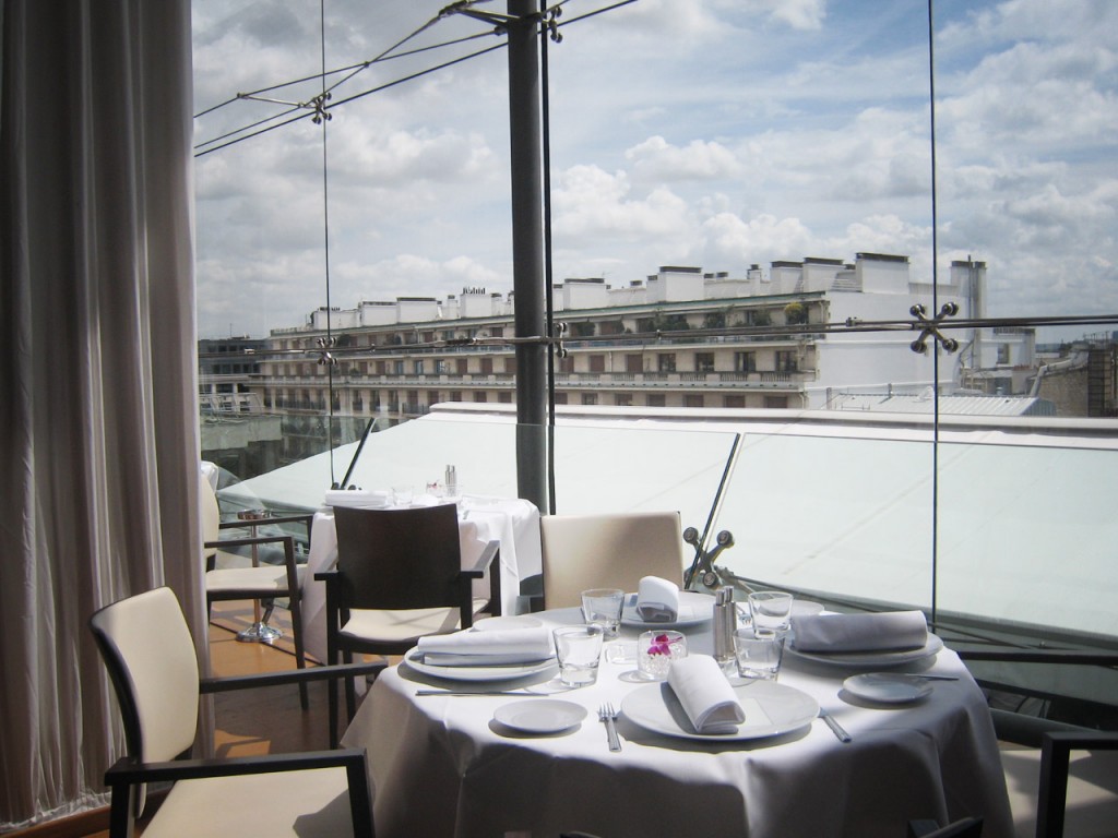 La Maison Blanche, restaurant à Paris